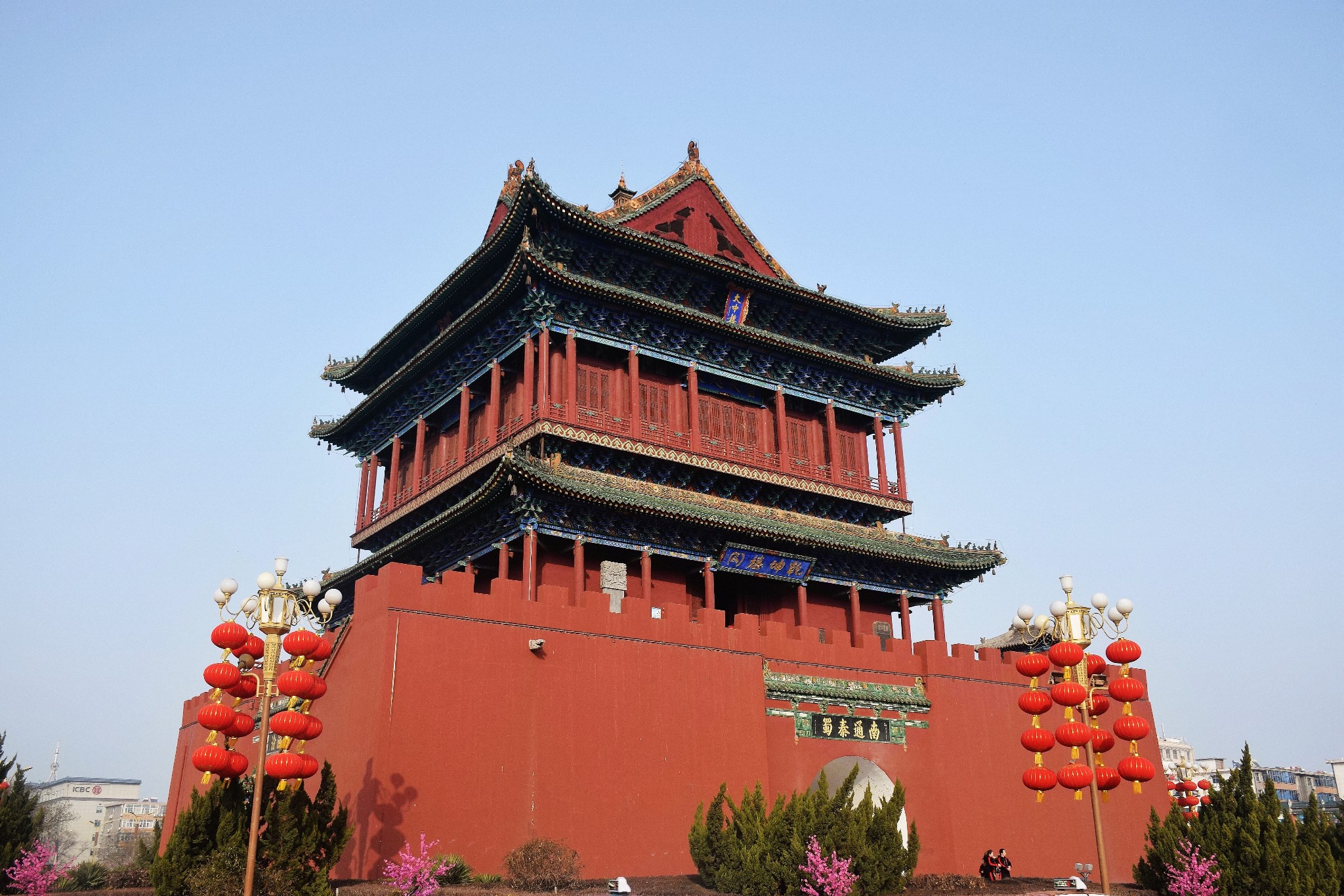 临汾小巷,探寻特色小店,感受暖阳下的风味时光